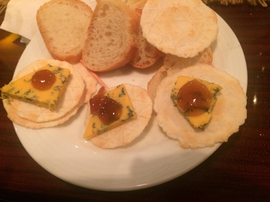Shropshire Blue paired with Roasted garlic and onion jam