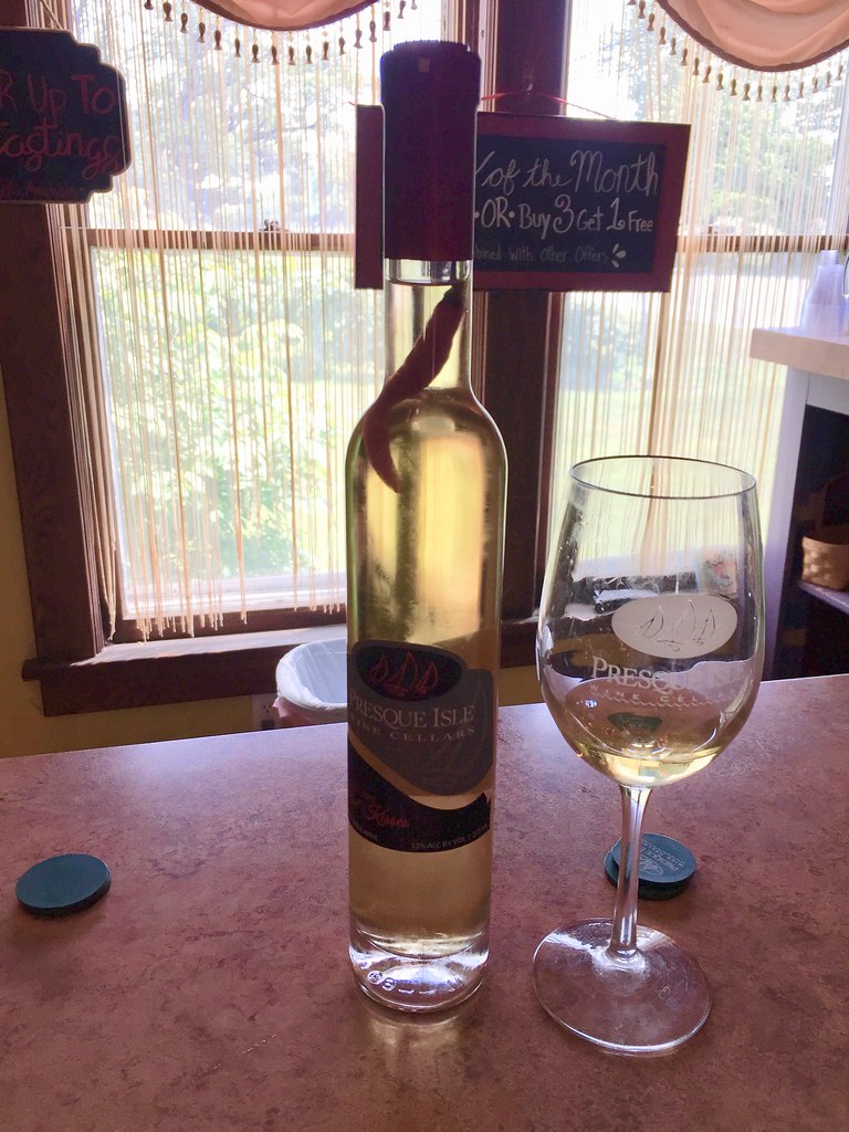 Presque Isle Wine Cellars Hot Kisses